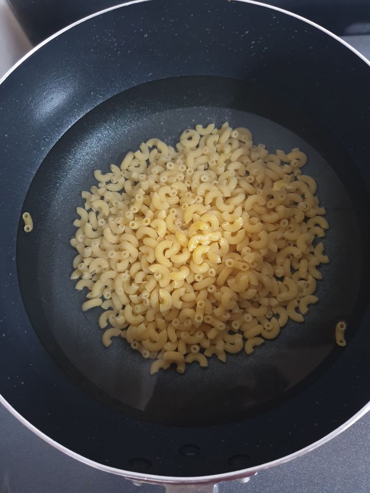 자취생의 초간단 맥앤치즈 | 인스티즈