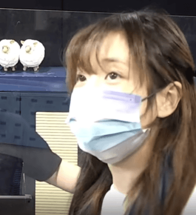 굳이 메이크업 지우고 쌩얼로 배텐 출근한 러블리즈 지애.jpg | 인스티즈
