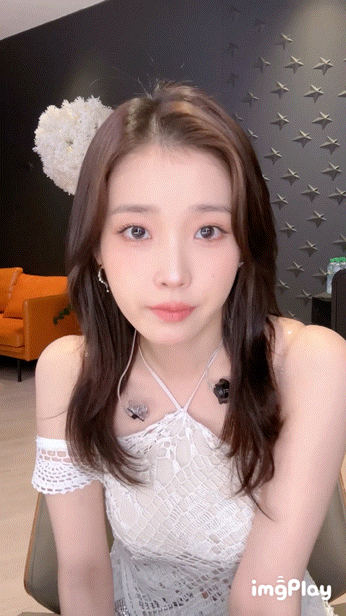 매일매일 이뻐지는 오늘자 아이유 미모 | 인스티즈