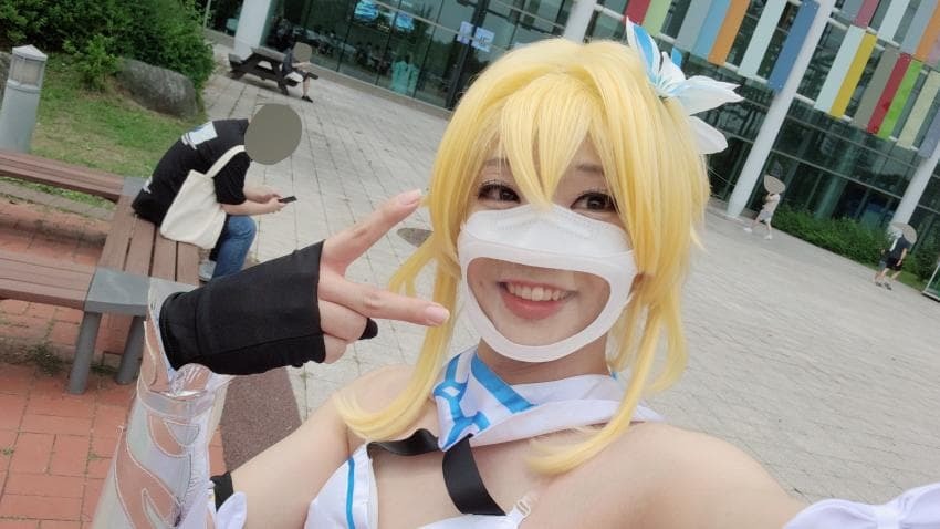 동일인물이라는게 신기한 여장 코스프레 아저씨 | 인스티즈