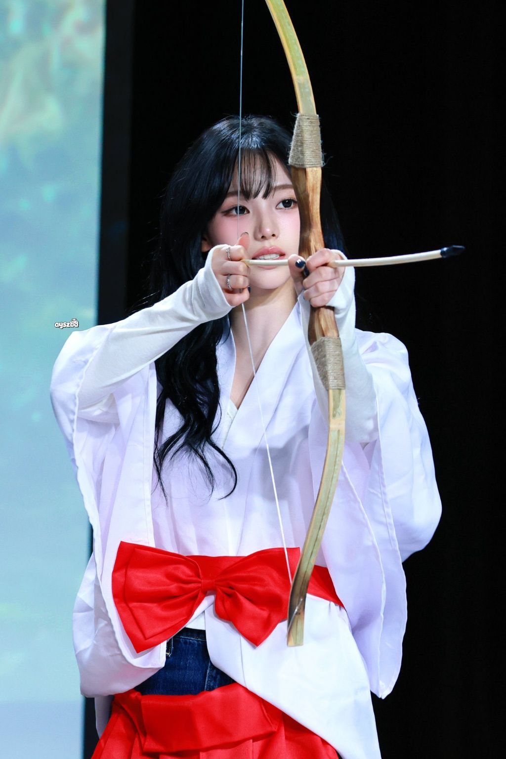 오늘자 카리나 역대급 미모 | 인스티즈