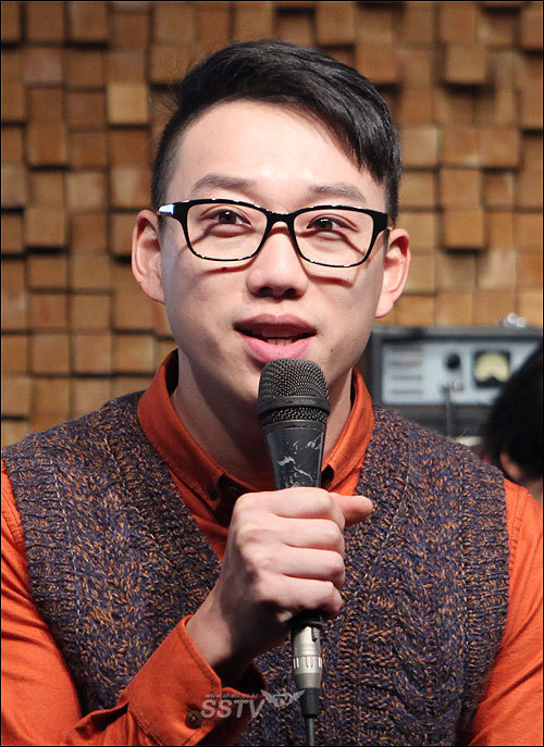 언젠가부터 갑자기 잘생겨져서 당황스러운 연예인 | 인스티즈