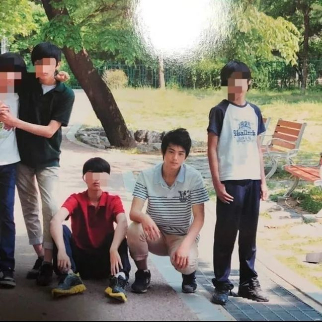 논란 중인 차은우 초등학교 졸업사진.jpg | 인스티즈