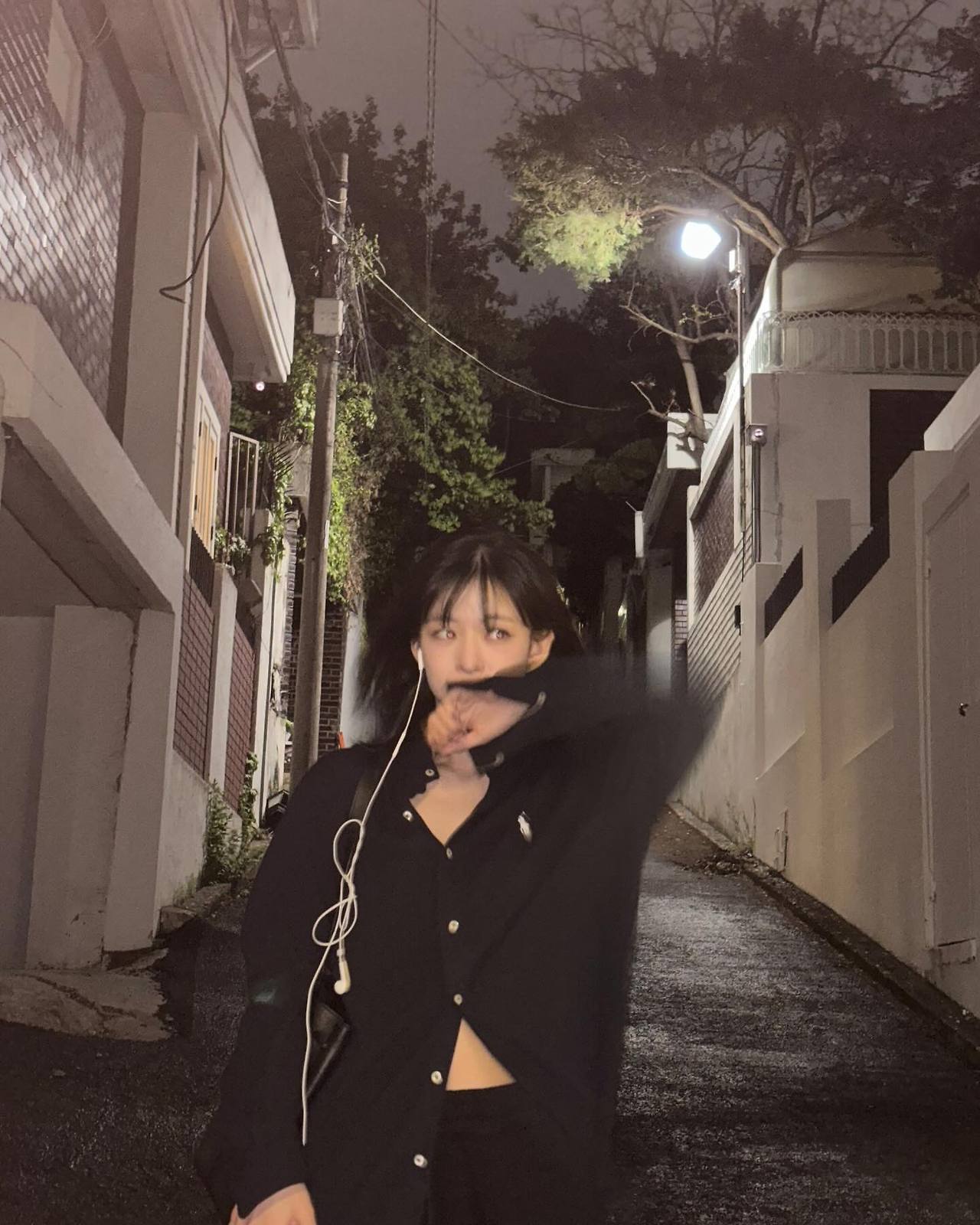 야밤 데이트 느낌 나는 프로미스나인 이채영 인스타.jpg | 인스티즈