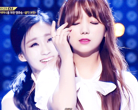 귀엽고 사랑스러운 덕후몰이상 여자아이돌들 .gif | 인스티즈