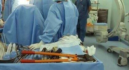 (혐오주의) 정형외과 의사가 힘이 좋아야 하는 이유.gif | 인스티즈