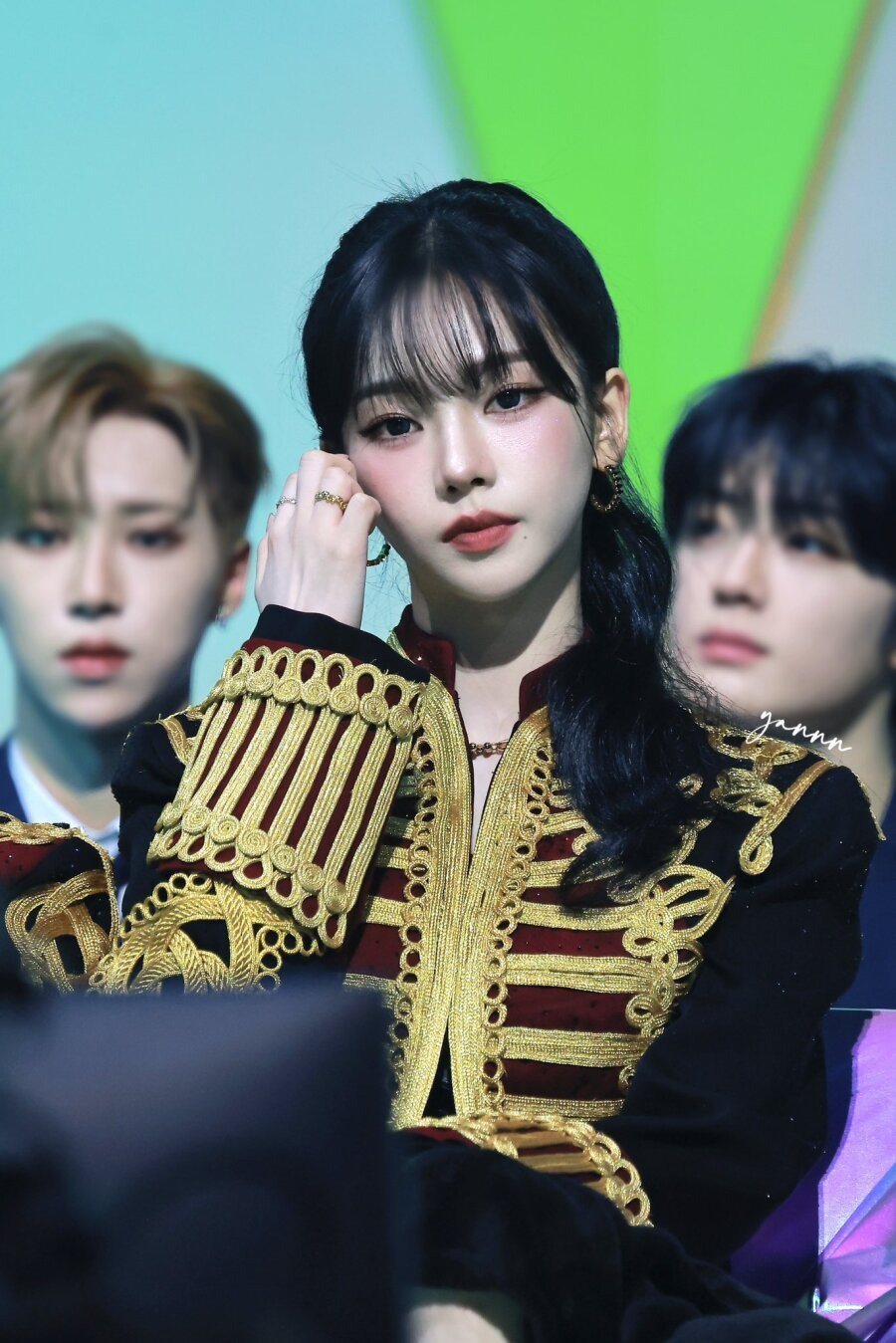 의외로 흔하지 않게 생긴 카리나 얼굴 근황.jpgif | 인스티즈