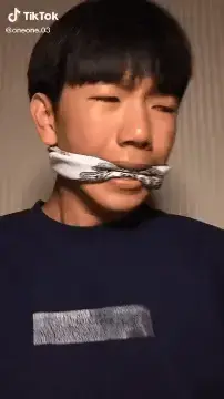 나는 악마로 의심을 받아 화형을 당하는 도중 인간이 되고픈 진짜 악마가 내 몸 안으로 들어왔다.gif | 인스티즈