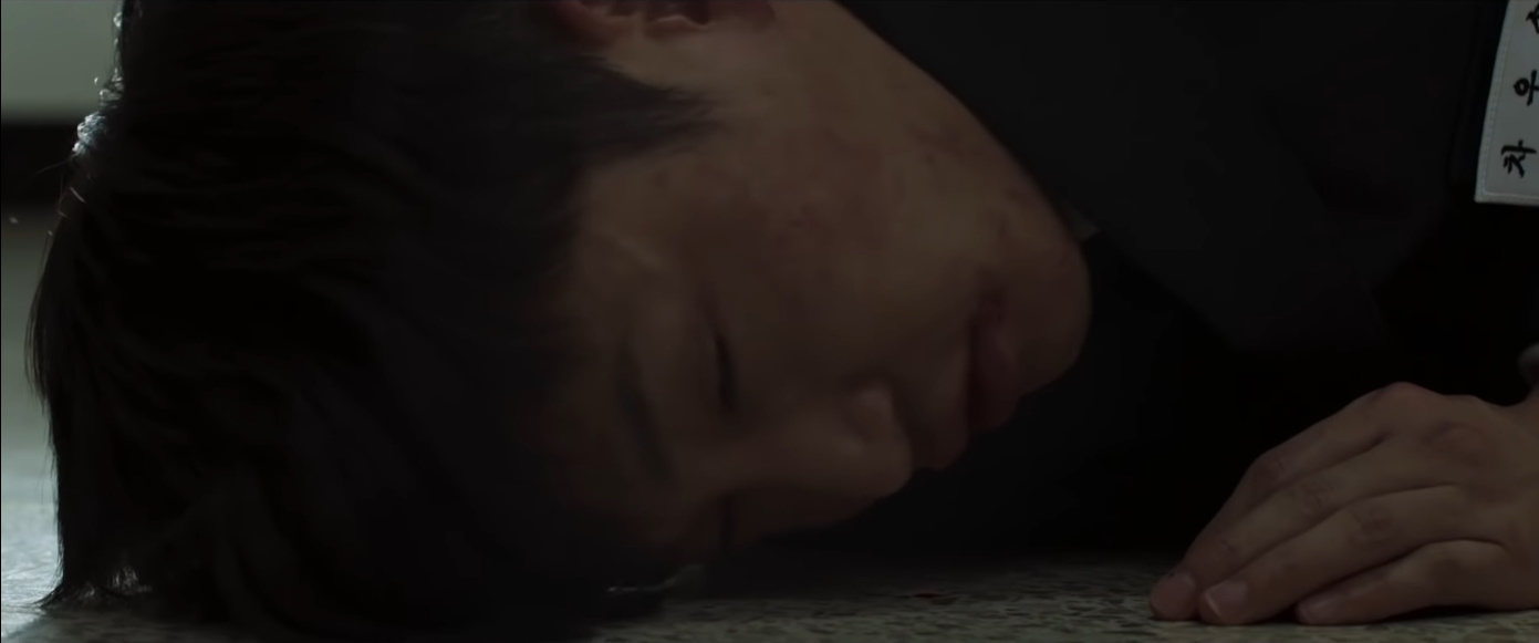 볼펜으로 일진 눈을 찔러버렸어요.... | 인스티즈