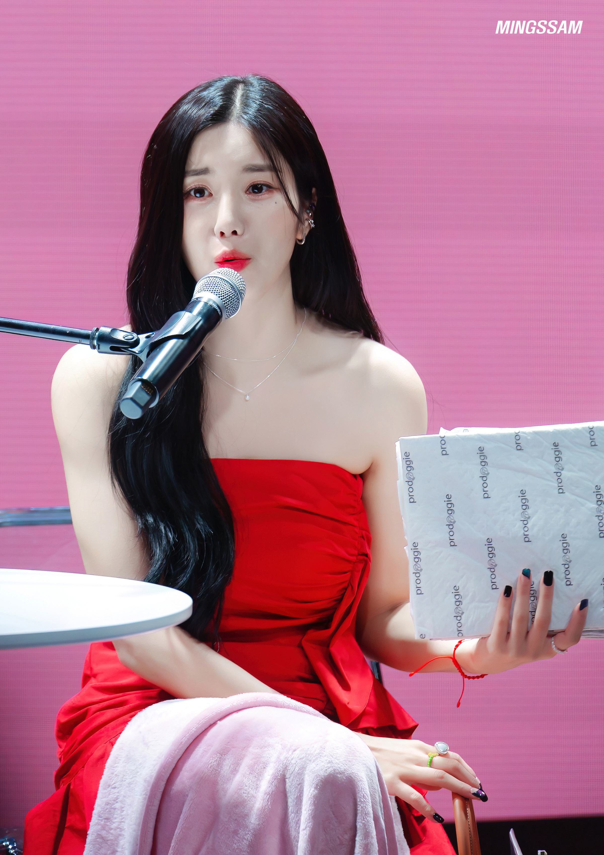(스압)더 예뻐진 최근 권은비.jpgif | 인스티즈