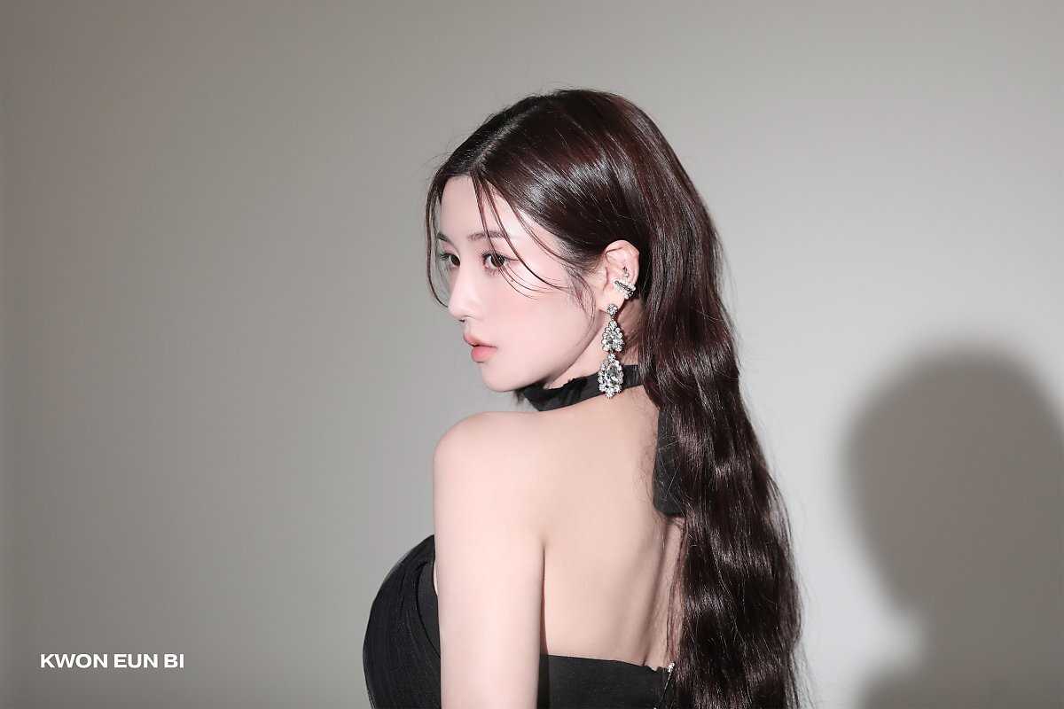 (스압)더 예뻐진 최근 권은비.jpgif | 인스티즈