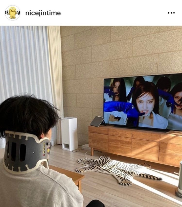 네이버 웹툰 좀비딸 작가 이윤창 근황.. | 인스티즈