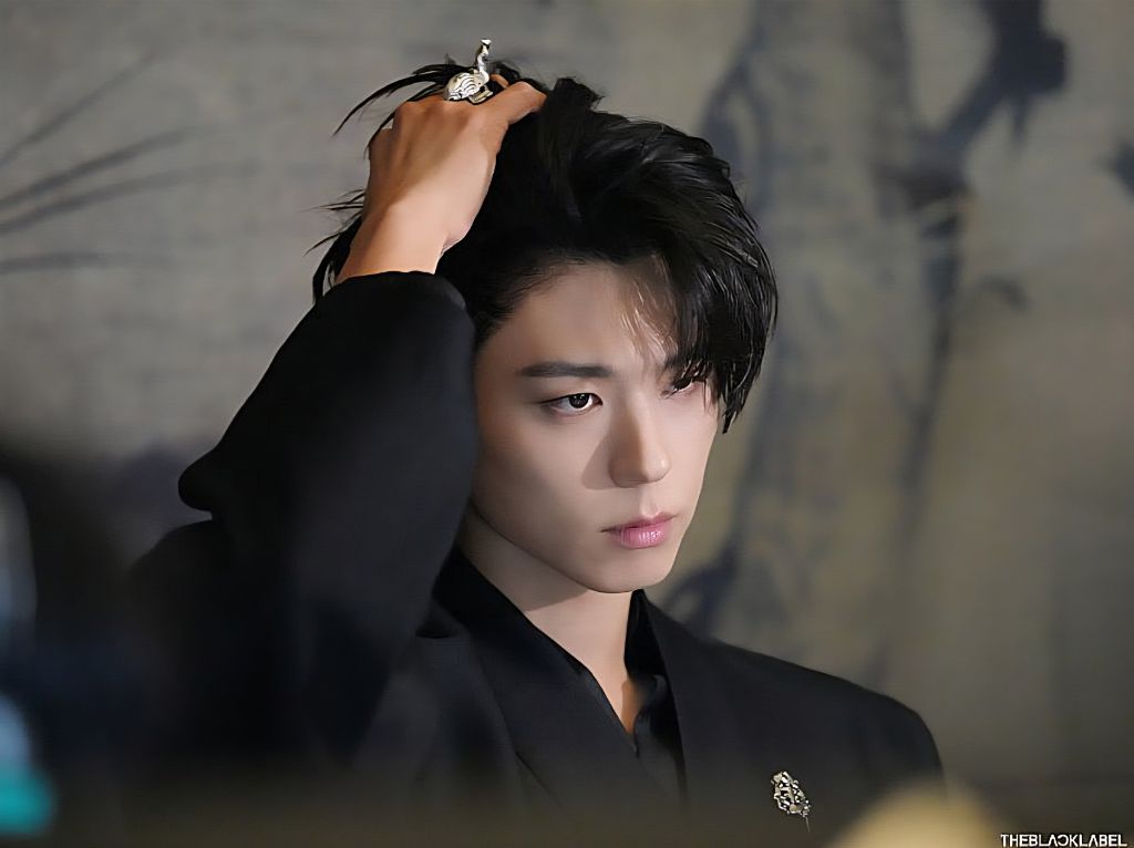 박보검 한복화보 b컷수준 | 인스티즈