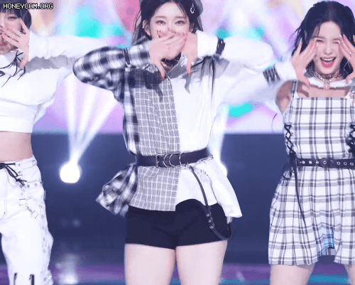 츠키의 열정에는 감동이 있다.gif | 인스티즈