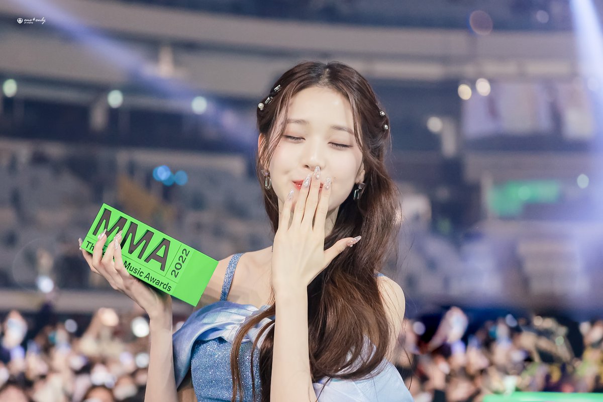 멜뮤에서 홈마 발견한 아이브 장원영 팬서비스 | 인스티즈