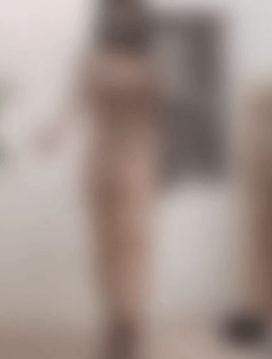 은은한 베이지 원피스 .gif | 인스티즈