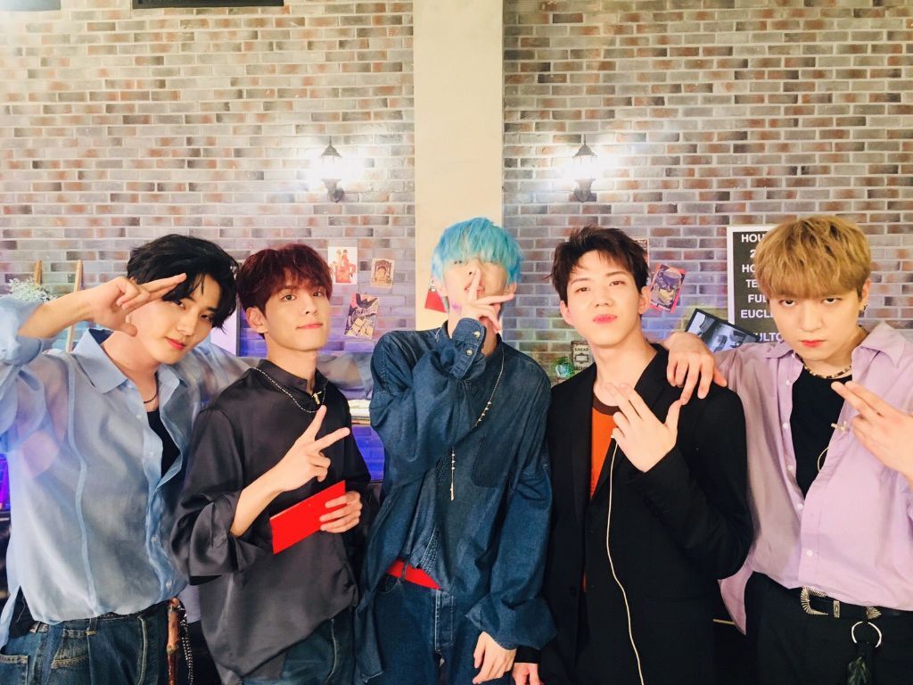 [아이돌이야기] DAY6 베스트 트랙으로 살펴보는 DAY6 이야기 | 인스티즈