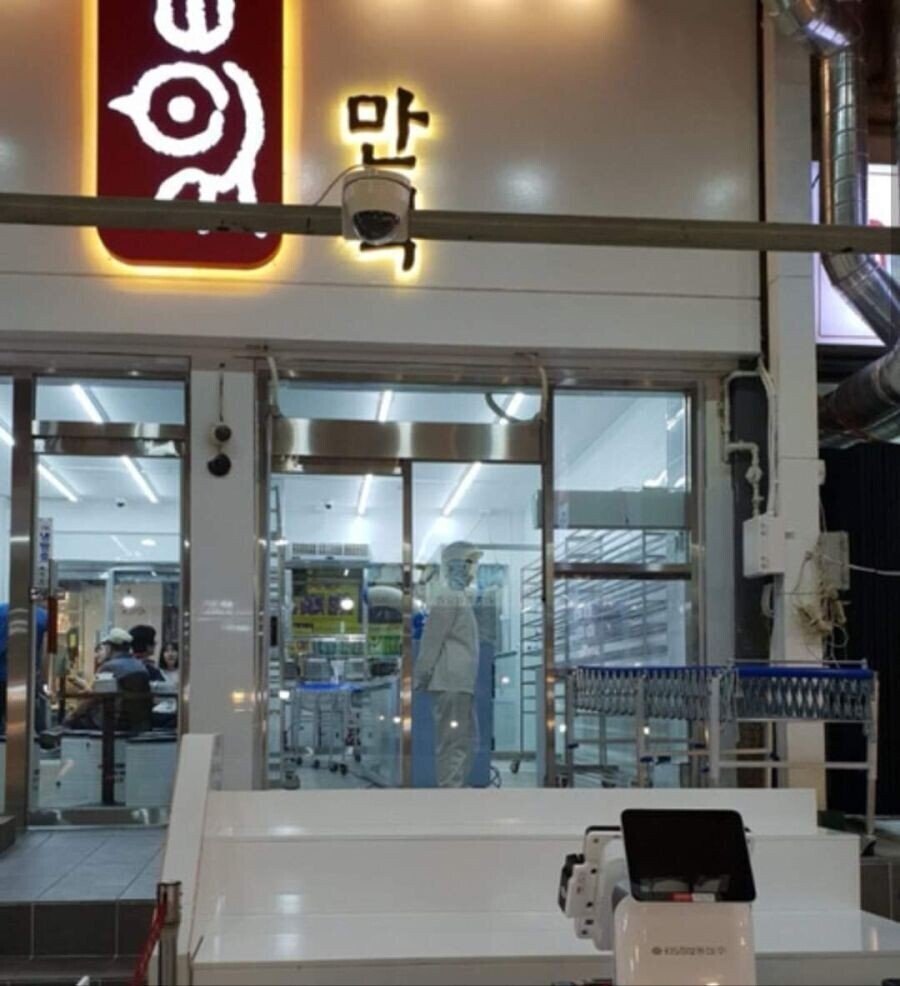 29bf2314ac1047ddbcb842332be627150dc61640