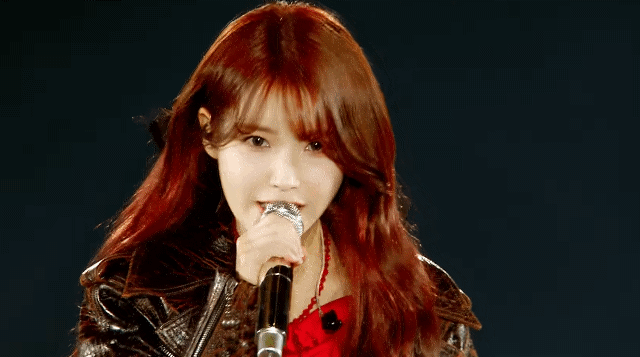 콘서트를 다녀온 사람이라면 인생곡으로 꼽는다는 역대급 반응이나온 아이유-shopper 콘서트 라이브 클립 | 인스티즈