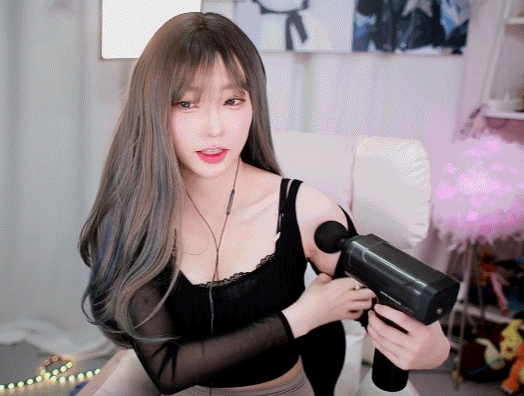 요즘 좀 이쁜 여스트리머 TOP3 | 인스티즈