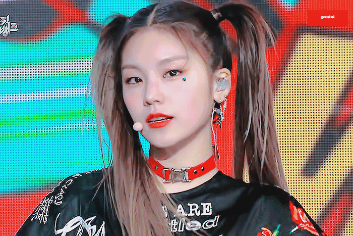 귀엽고 사랑스러운 덕후몰이상 여자아이돌들 .gif | 인스티즈