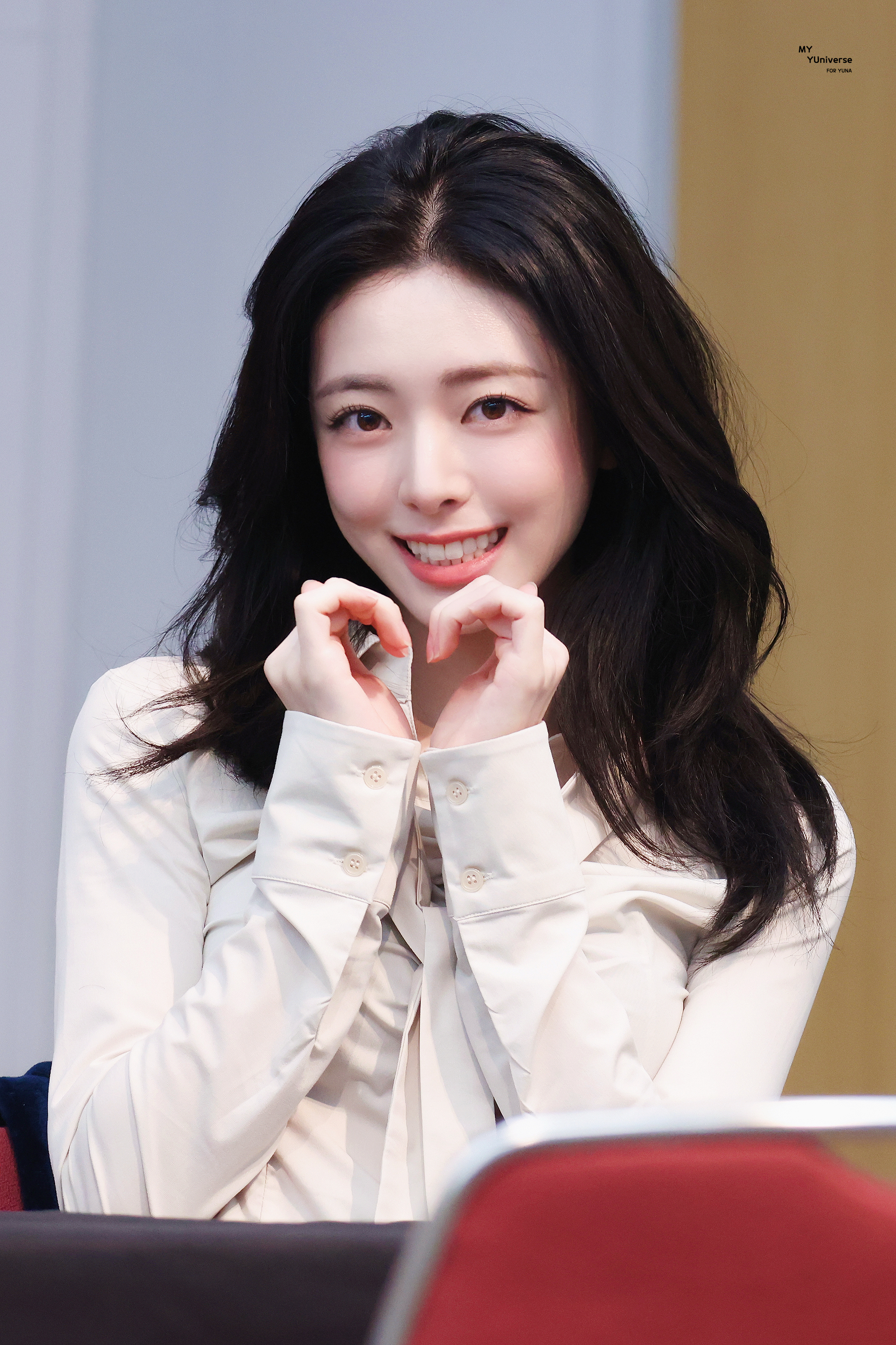 (스압)여자여자한 ITZY 유나.jpgif | 인스티즈