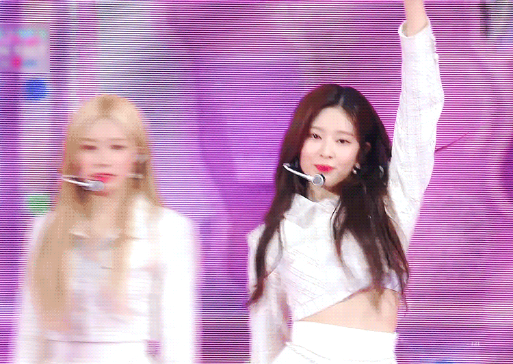 보스 아이즈원 민주.gif (스압,움짤 多) | 인스티즈