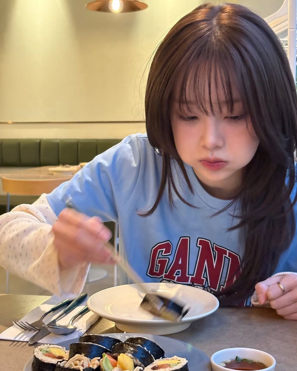 나대서 그렇지 가만보면 이쁜 츄 | 인스티즈