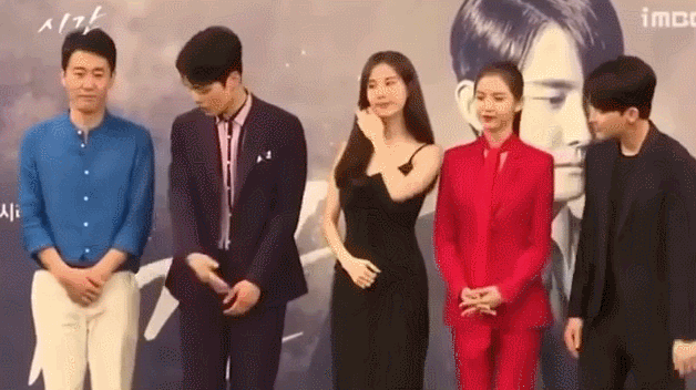 이쯤에서 다시 보는 김딱딱의 탈압박 능력 .gif | 인스티즈