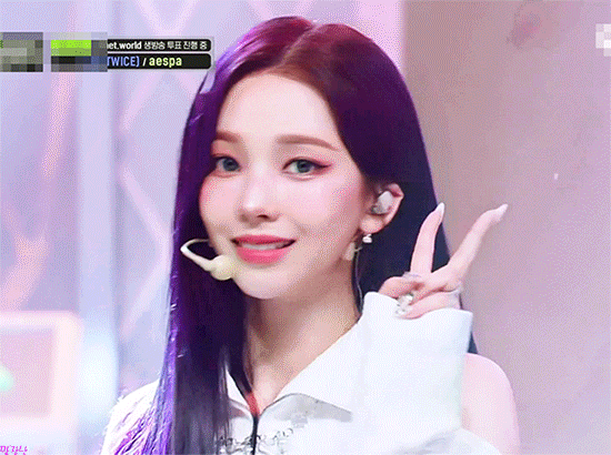 이번주 엠카 에스파 카리나 윈터 미모.gif | 인스티즈