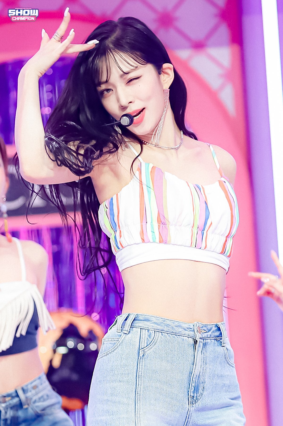 (스압)얼굴도 몸매도 이쁜 프로미스나인 이채영.jpgif | 인스티즈
