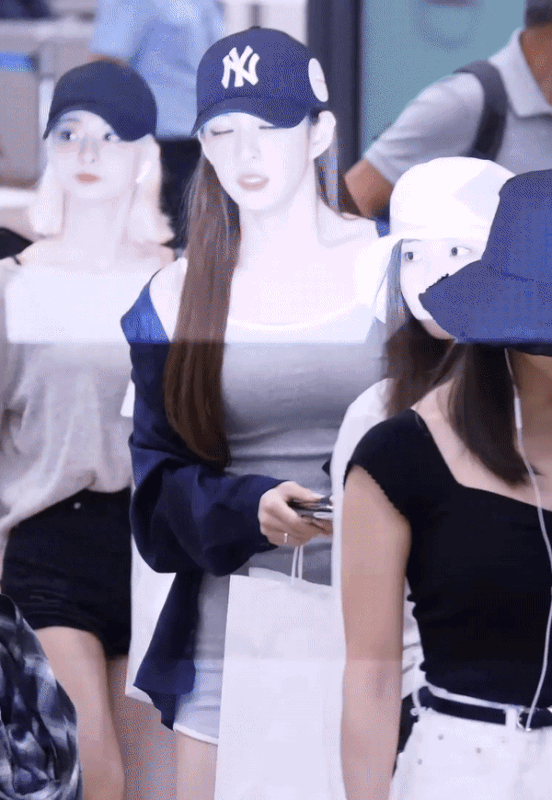 (스압)얼굴도 몸매도 이쁜 프로미스나인 이채영.jpgif | 인스티즈