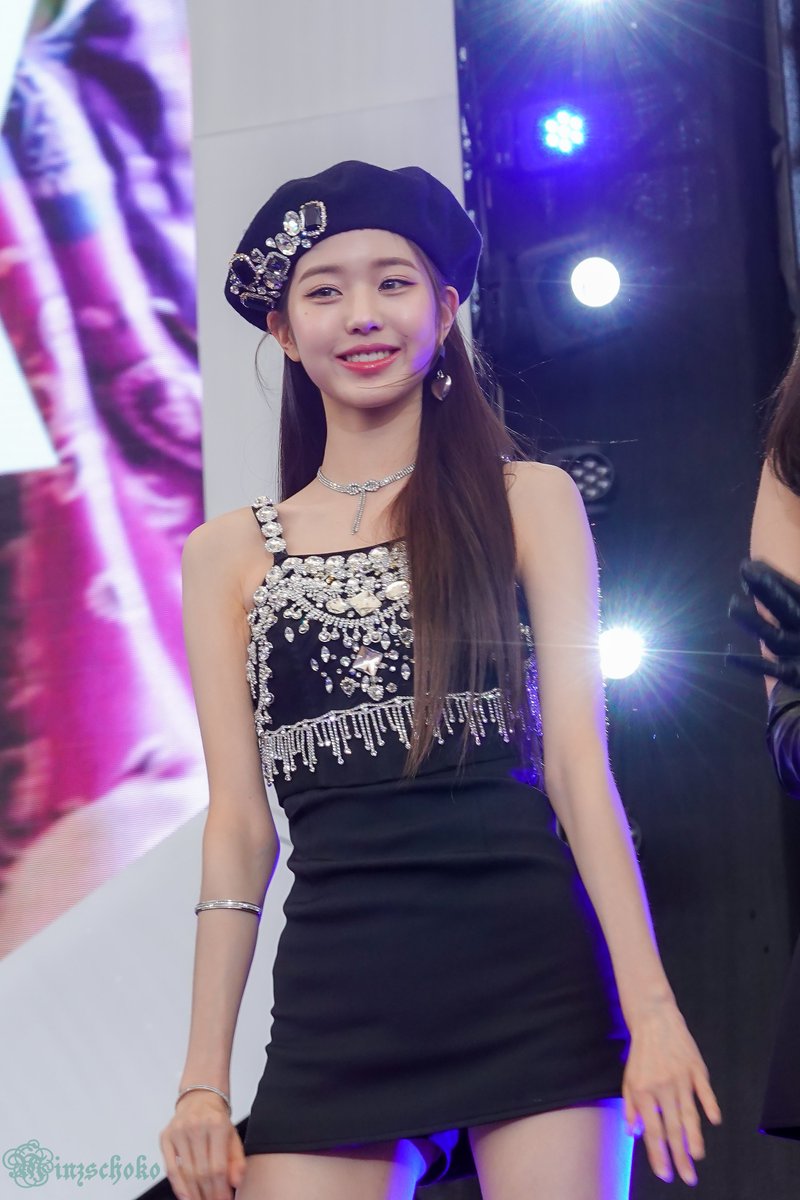 폰카로 찍은 아이브 장원영 실물짤 모음 | 인스티즈