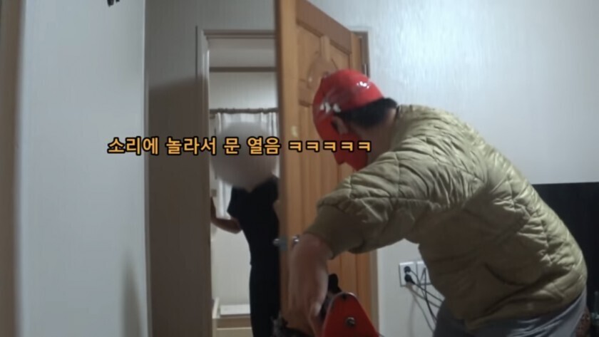모기 때문에 고생하는 여동생 | 인스티즈