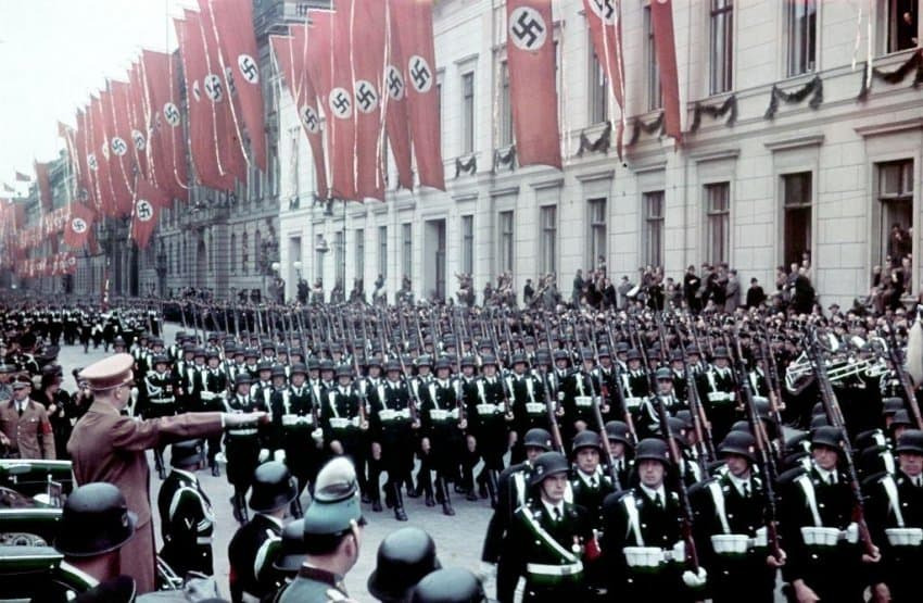 약스압)웅장하고 다크한 나치시절 독일 사진들 .JPG | 인스티즈