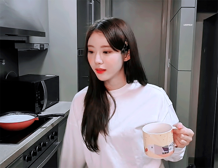 (스압)어제 브이앱 루다네 두부가게 루다.gif | 인스티즈