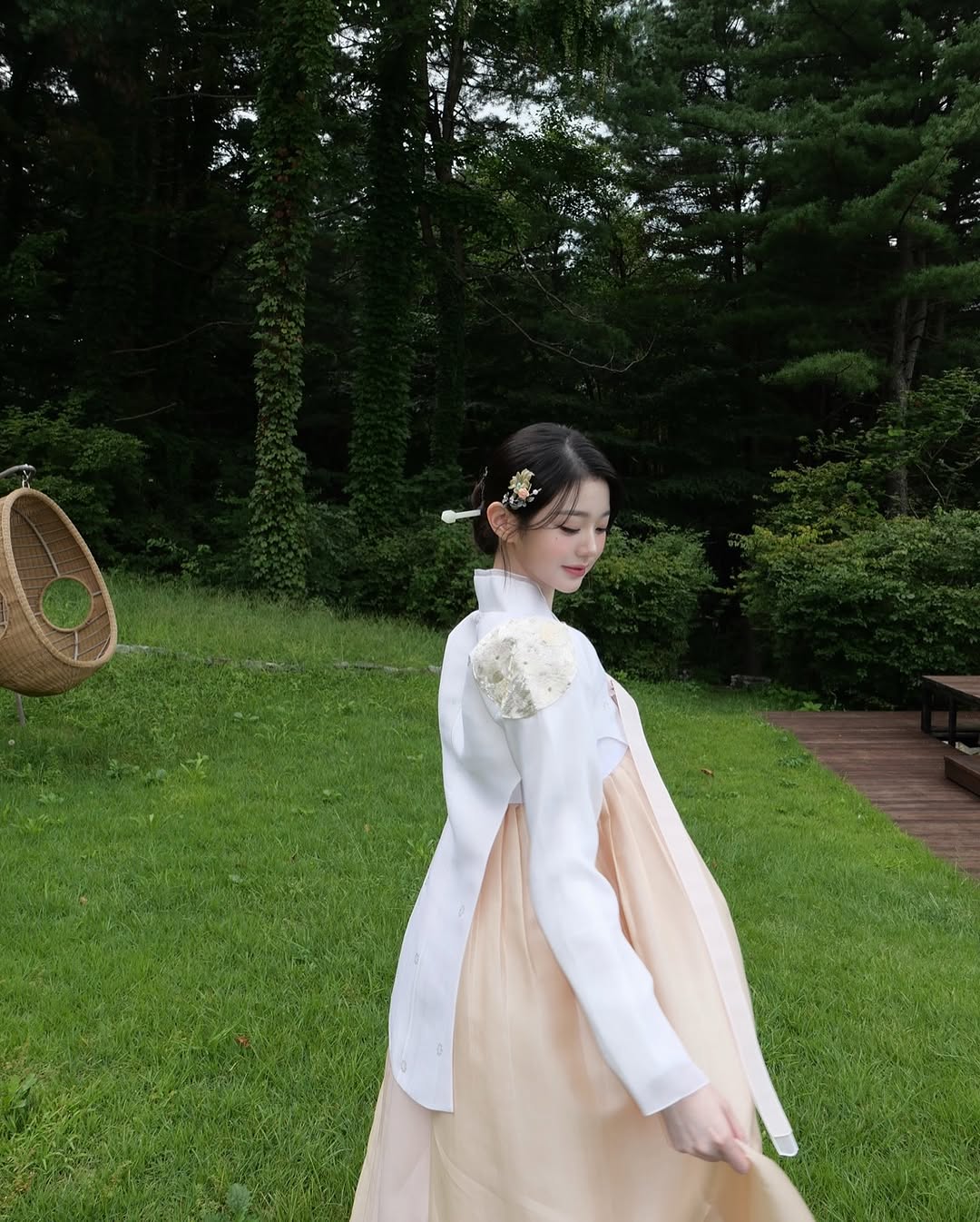 오늘자 한복입은 장원영 인스타그램.jpg | 인스티즈