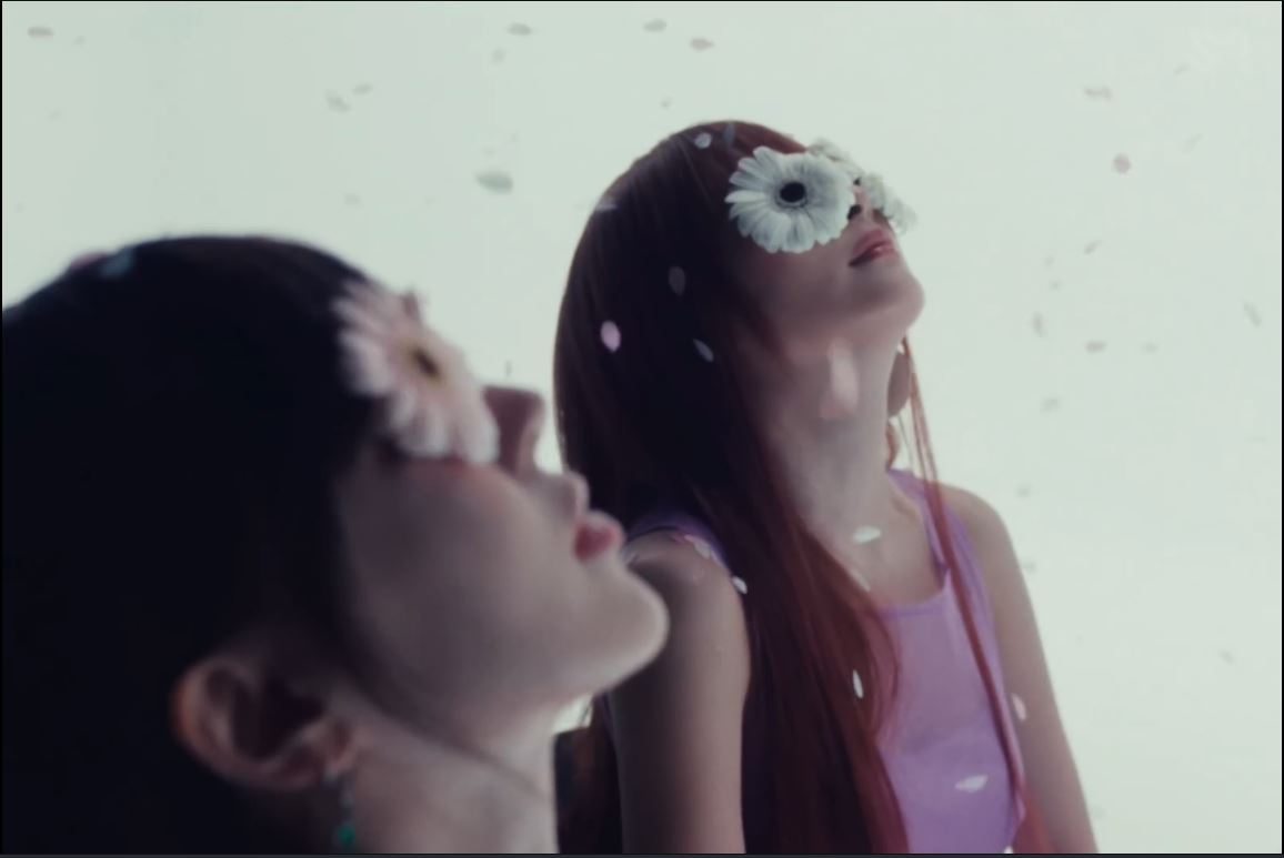 은근히 미감이 좋은 레드벨벳 Cosmic 뮤비 | 인스티즈