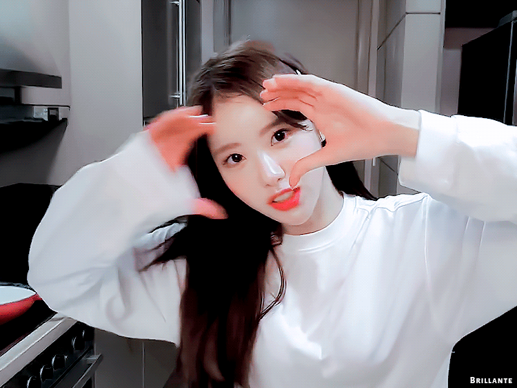 (스압)어제 브이앱 루다네 두부가게 루다.gif | 인스티즈