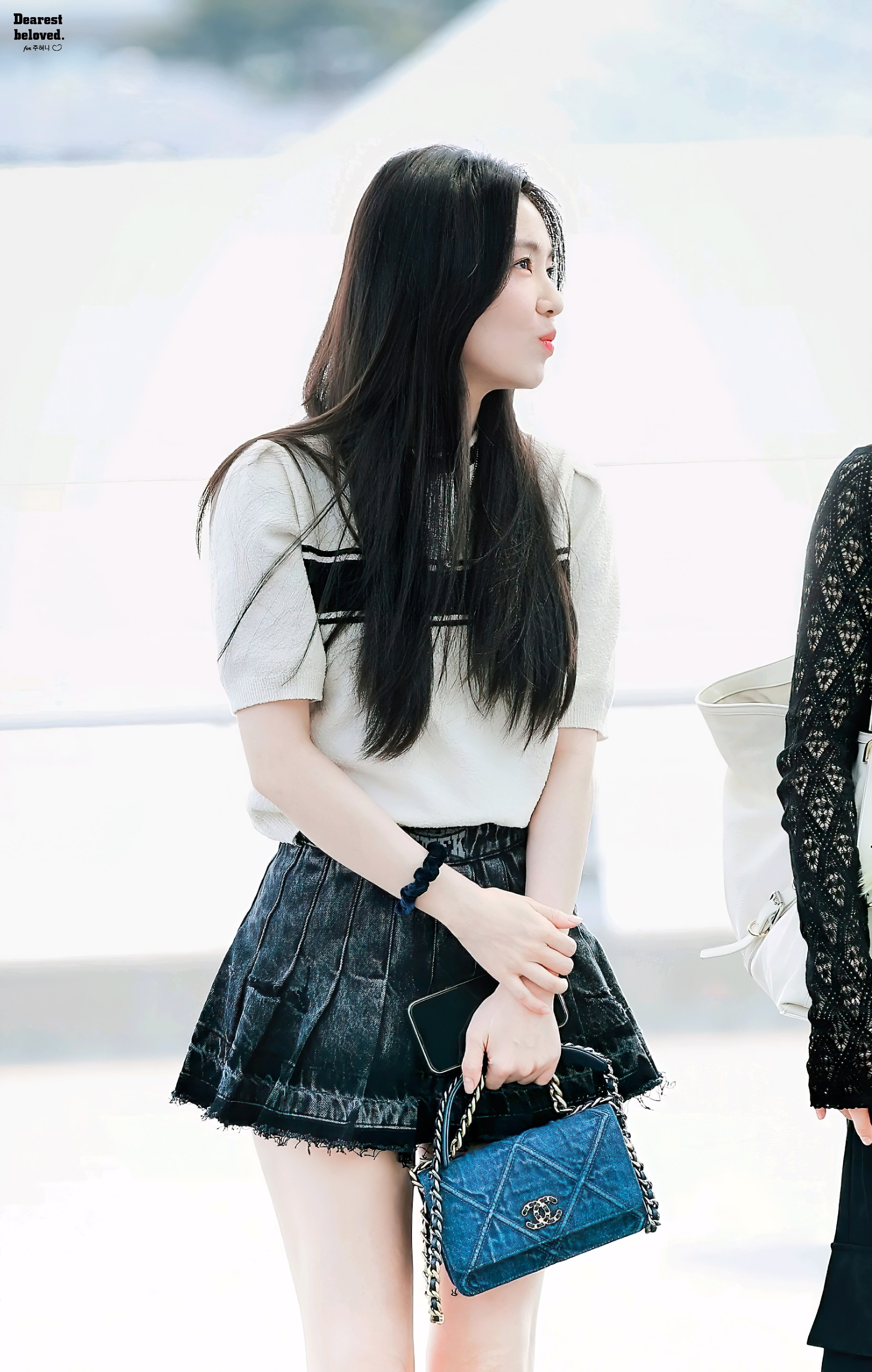 최근 공항 출국하는 아이린.jpgif | 인스티즈