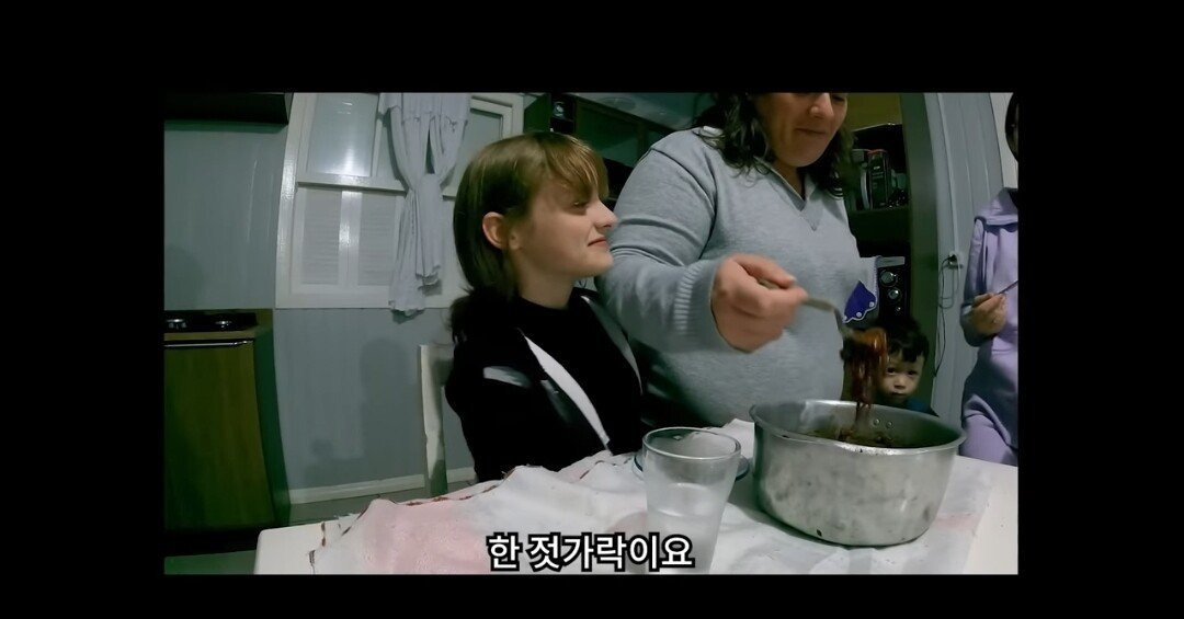 브라질 사람들도 똑같은 짜파게티 국룰.jpg | 인스티즈