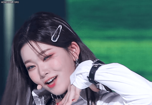 츠키의 열정에는 감동이 있다.gif | 인스티즈