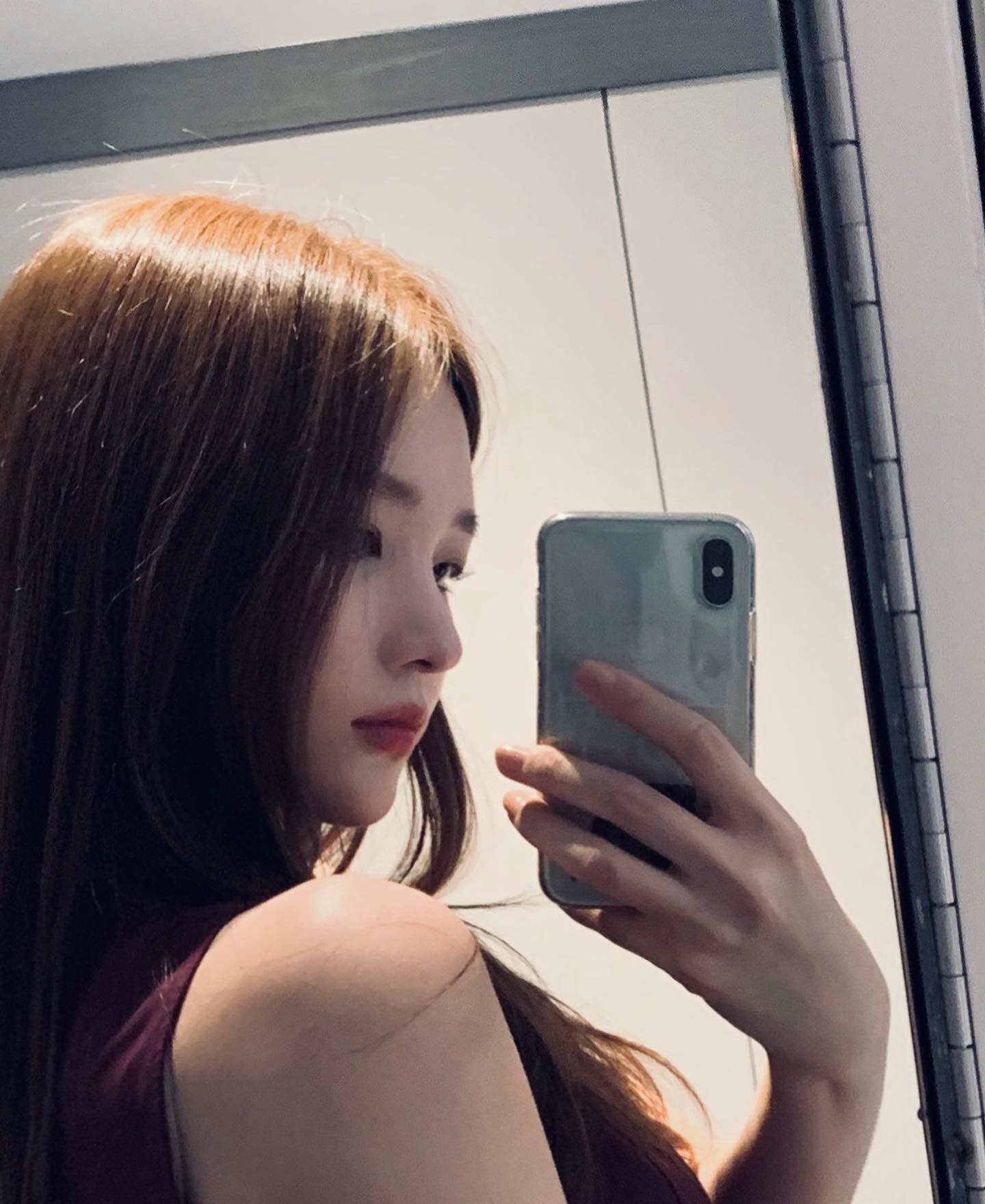 은근히 이쁜 인스타 인플루언서 - 웃긴자료 ‥‥‥‥‥、 - 도탁스 (DOTAX)