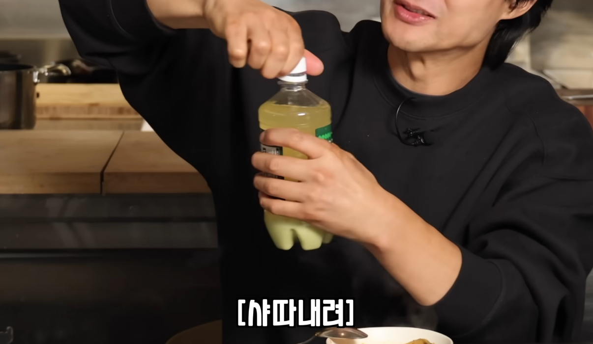 일본에서 유행 중인 까망베르 치즈 김치찌개 리뷰.jpg | 인스티즈