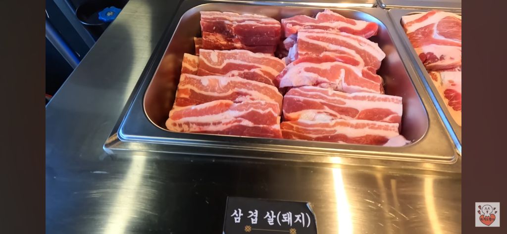 유튜브에 소개된 가성비 쩌는 고기무한리필집 | 인스티즈