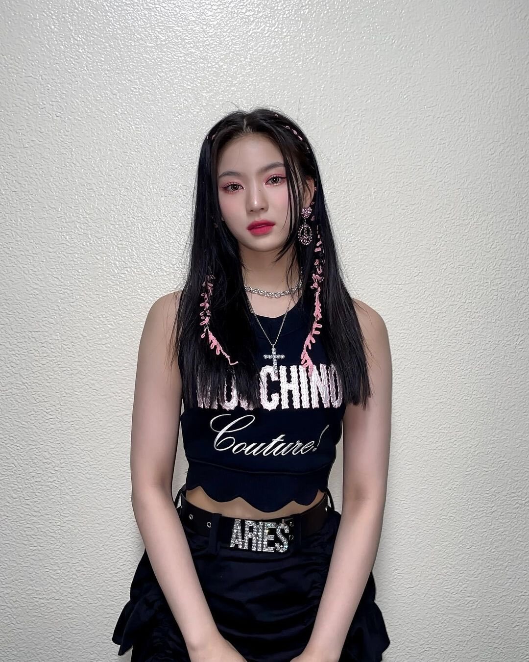 최근 스테이씨 아이사 스타일링 .jpg | 인스티즈