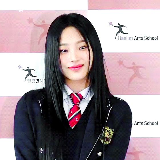 졸업한 뉴진스 민지.gif | 인스티즈