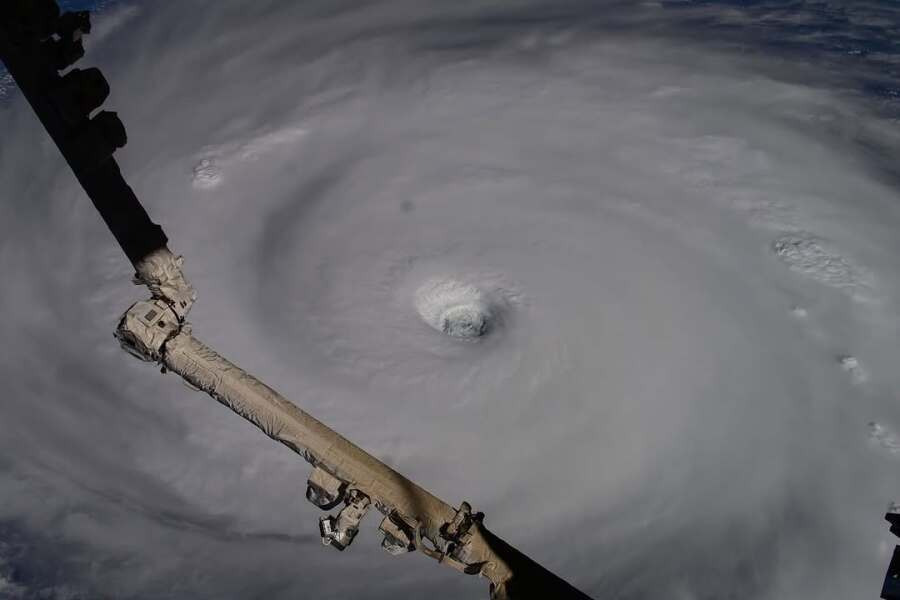 인공위성에서 본 태풍 | 인스티즈