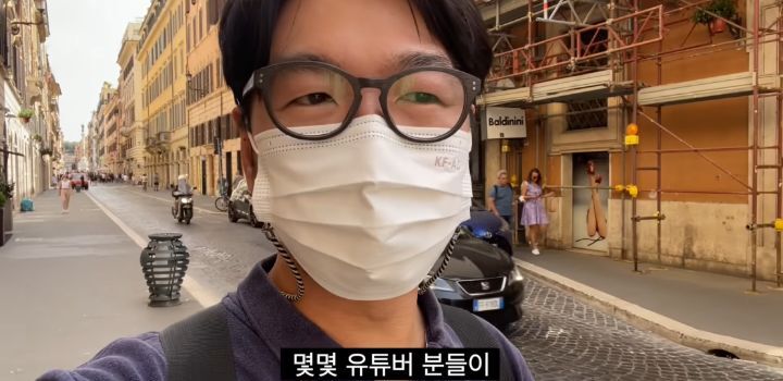 이탈리아에서 인종차별 당하고 이성적으로 참교육한 유튜버 | 인스티즈