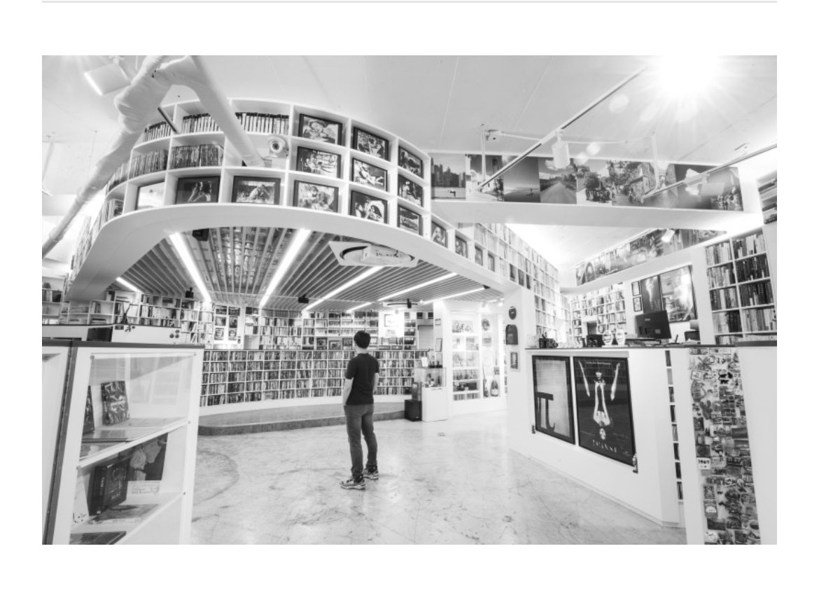 이동진 평론가님는 바쁘실텐데 책 읽는 시간은 어디서 나오시는 건가요? | 인스티즈